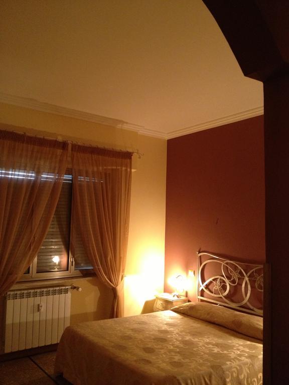 Miriam Guesthouse Rome Bagian luar foto